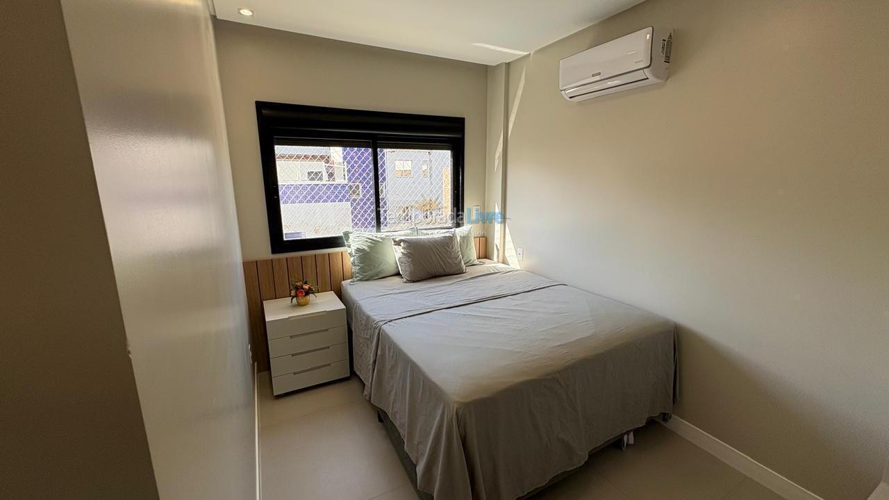 Apartamento para aluguel de temporada em Governador Celso Ramos (Palmas)
