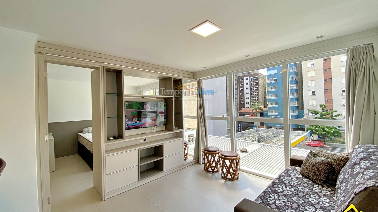 Apartamento para aluguel de temporada em Torres (Centro)