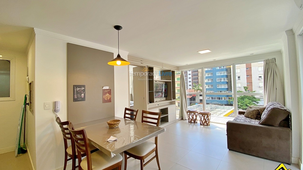 Apartamento para aluguel de temporada em Torres (Centro)