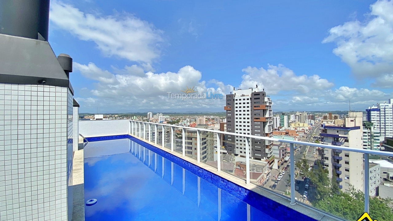 Apartamento para aluguel de temporada em Torres (Centro)