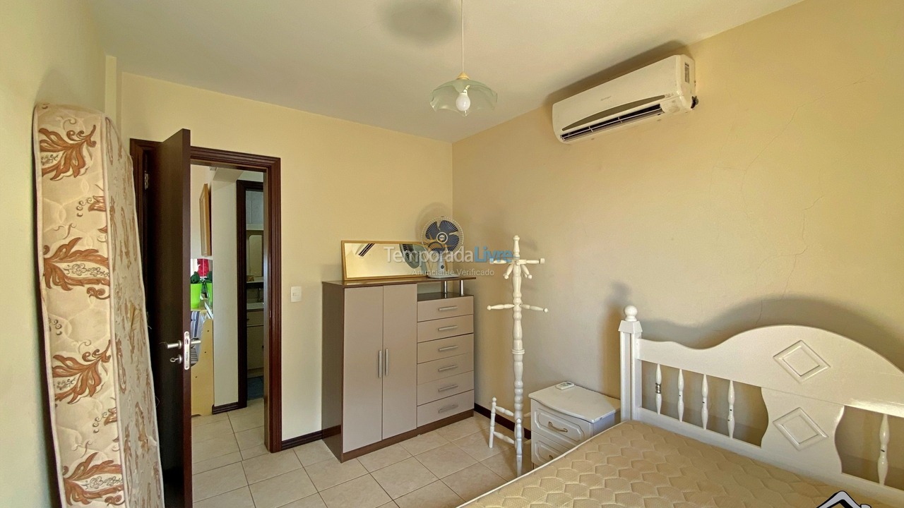 Apartment for vacation rental in Torres (Prainha)