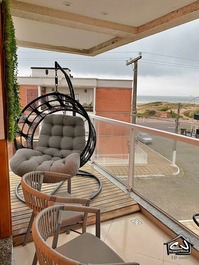 New Year's Eve 2027 - 3-Bedroom Apartment (AC) - 30m from the Sea - With Pool