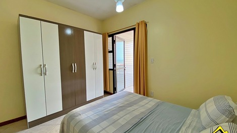 New Year's Eve 2027 - Penthouse with 4 Bedrooms - 2 Blocks from the Beach - Praia Grande