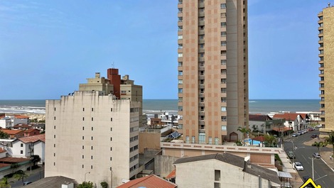 New Year's Eve 2027 - Penthouse with 4 Bedrooms - 2 Blocks from the Beach - Praia Grande