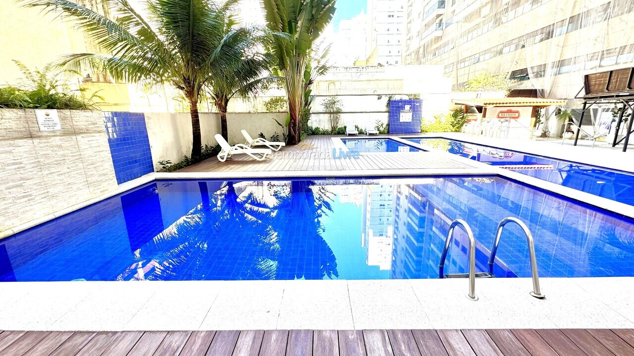 Apartamento para aluguel de temporada em Guarujá (Pitangueiras)