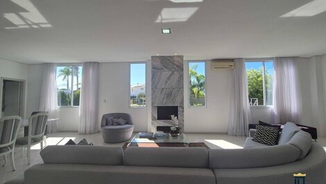 Casa en condominio de 4 dormitorios para alquiler vacacional, Jurerê