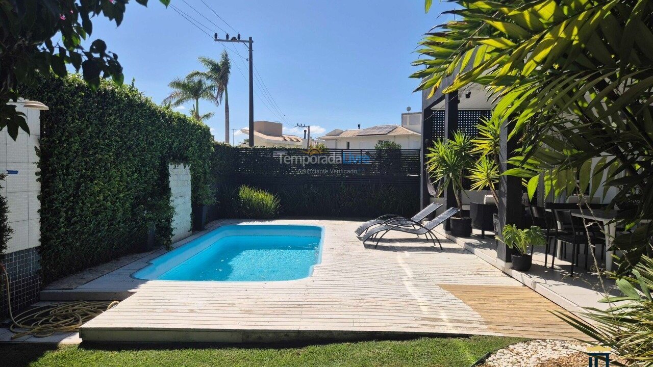 Casa para alquiler de vacaciones em Florianopolis (Jurerê Internacional)