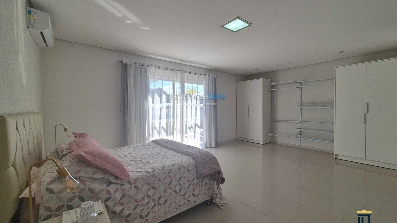 Casa para alquiler de vacaciones em Florianopolis (Jurerê Internacional)