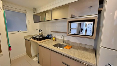 New Year's Eve 2026 - 1 Bedroom Apartment (AC) - 3 Blocks from the Beach