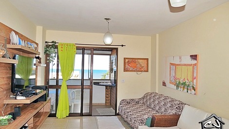 New Year's Eve 2027 - 2-Bedroom Apartment (AC) - 1 Block from the Beach