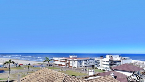 New Year's Eve 2027 - 2-Bedroom Apartment (AC) - 1 Block from the Beach