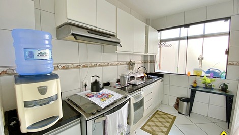 New Year's Eve 2027 - 3-Bedroom Apartment - 1 Block from the Beach - Prainha