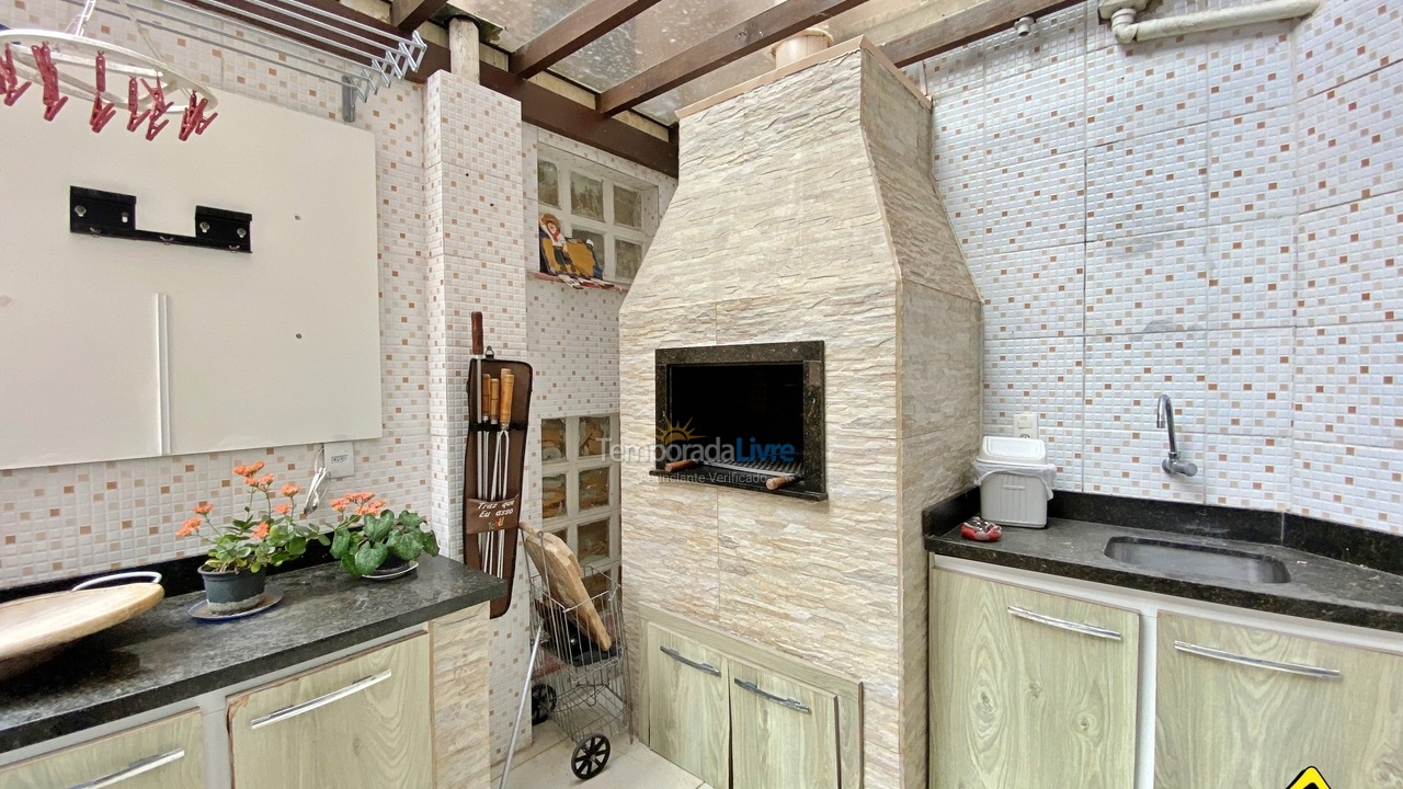 Apartment for vacation rental in Torres (Prainha)