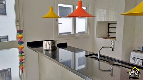 New Year's Eve 2027 - 3-Bedroom Apartment - 4 Blocks from the Beach - Praia Grande