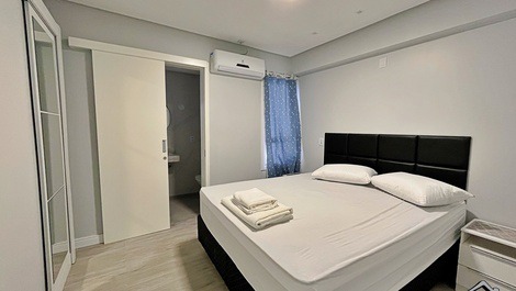Réveillon 2027 - Apartamento c/ 3 Suítes (AR) - 1 Quadras Mar