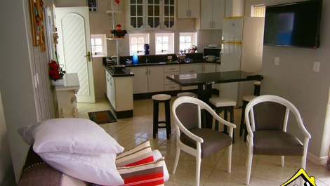 New Year's Eve 2027 - House with 2 Bedrooms - 1 Block from the Beach - Praia Grande