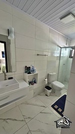 New Year's Eve 2027 - House with 4 Bedrooms (1 with AC) - Beachfront - Praia Grande