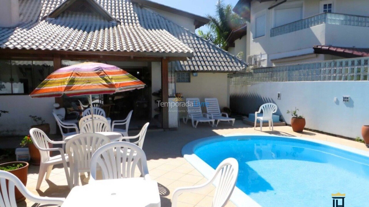 House for vacation rental in Florianopolis (Jurerê Internacional)