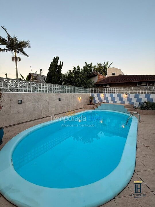House for vacation rental in Florianopolis (Jurerê Internacional)