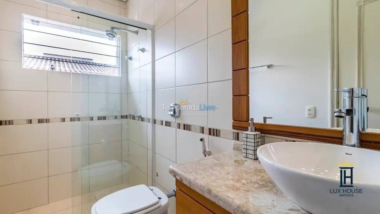 Casa para aluguel de temporada em Florianopolis (Jurerê Internacional)