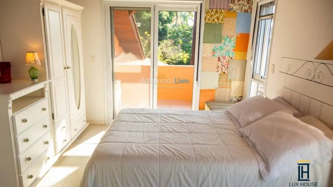 Casa para aluguel de temporada em Florianopolis (Jurerê Internacional)