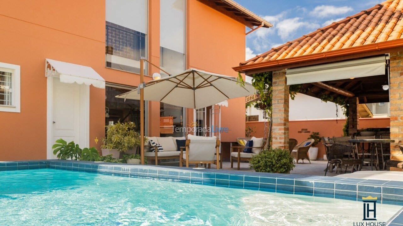 Casa para aluguel de temporada em Florianopolis (Jurerê Internacional)