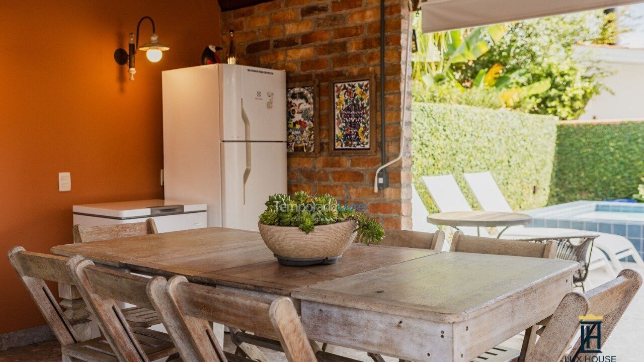 Casa para aluguel de temporada em Florianopolis (Jurerê Internacional)