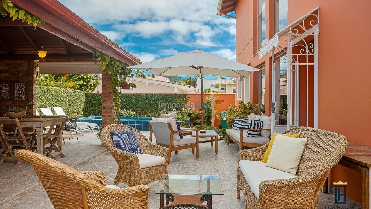 Casa para aluguel de temporada em Florianopolis (Jurerê Internacional)