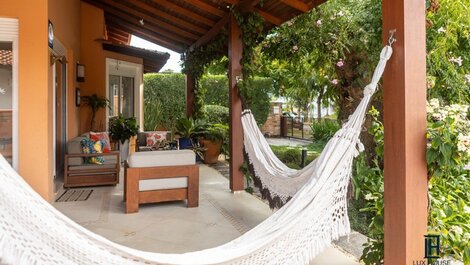Casa com 4 Quartos para Temporada em Jurerê Internacional