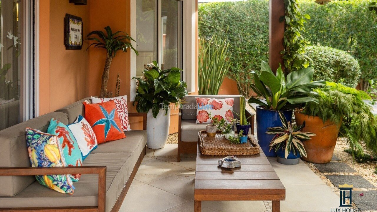 Casa para aluguel de temporada em Florianopolis (Jurerê Internacional)
