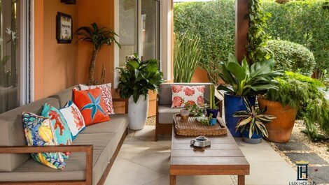 Casa com 4 Quartos para Temporada em Jurerê Internacional