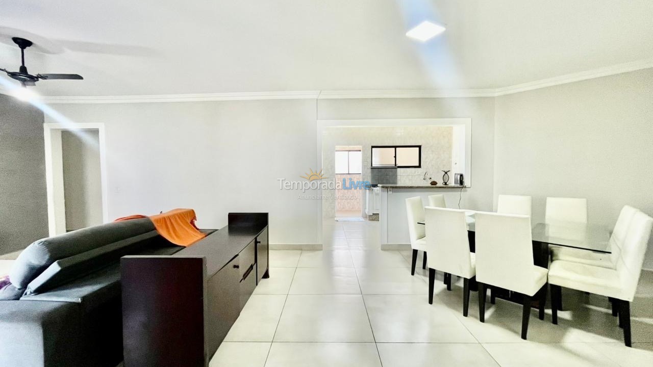 Casa para alquiler de vacaciones em Guarujá (Pitangueiras)