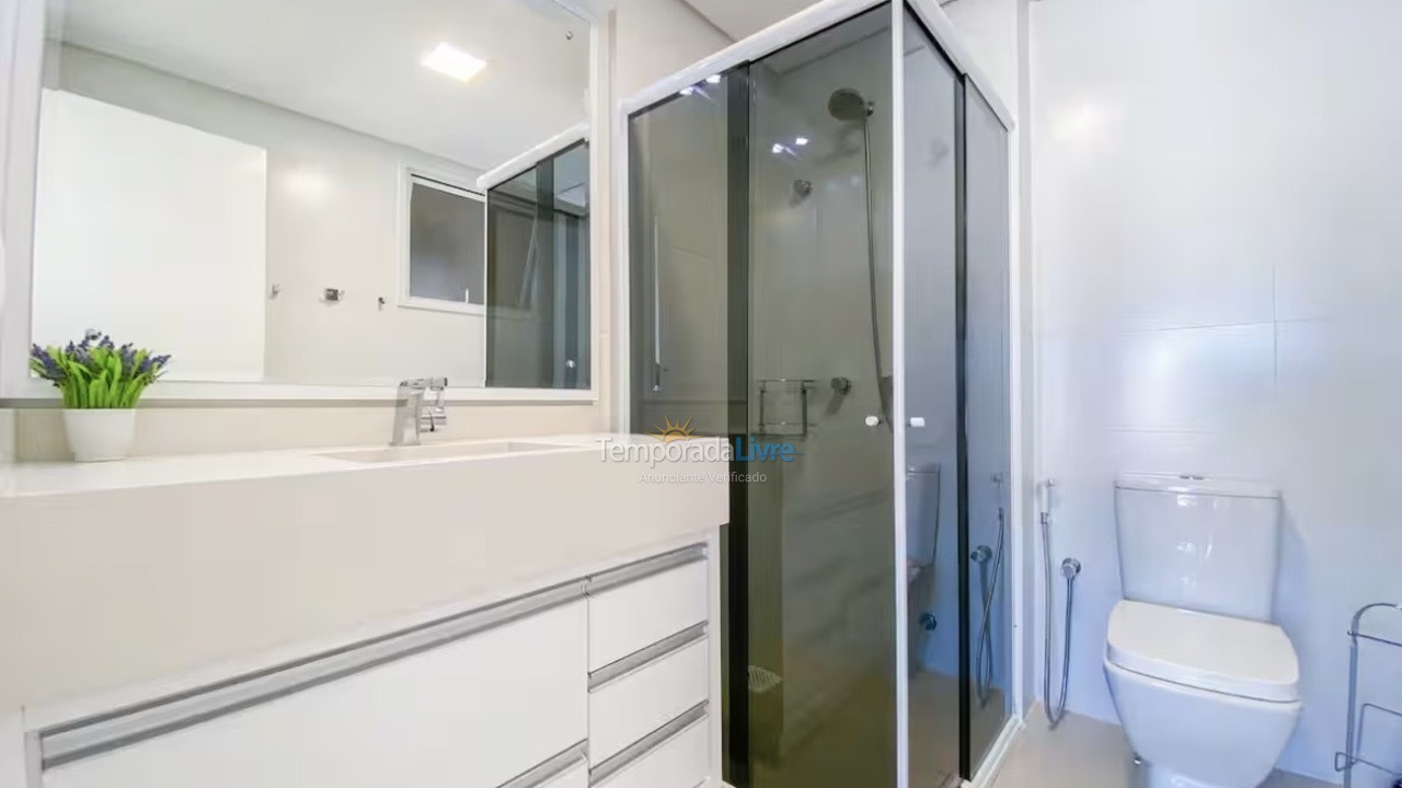 Apartment for vacation rental in Governador Celso Ramos (Praia de Palmas)