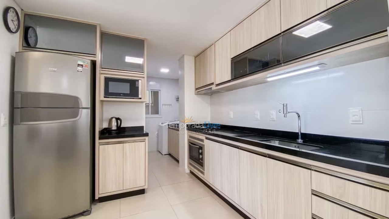 Apartment for vacation rental in Governador Celso Ramos (Praia de Palmas)