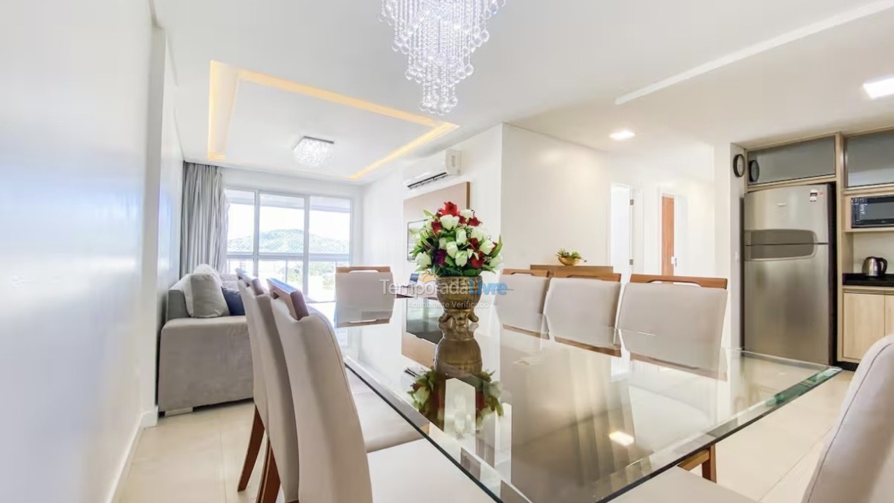Apartment for vacation rental in Governador Celso Ramos (Praia de Palmas)