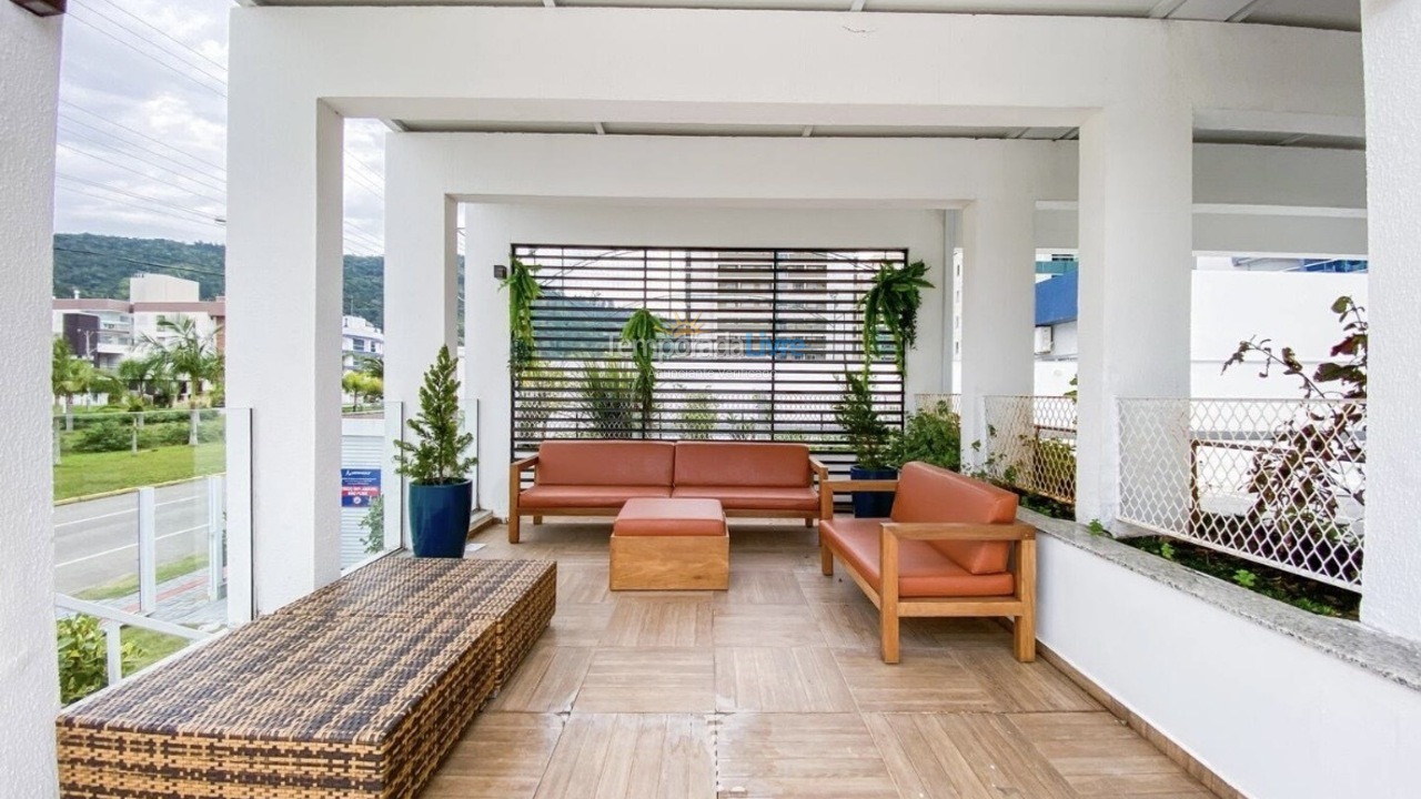 Apartment for vacation rental in Governador Celso Ramos (Praia de Palmas)