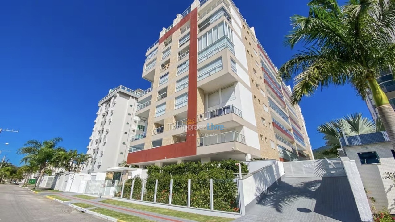 Apartment for vacation rental in Governador Celso Ramos (Praia de Palmas)