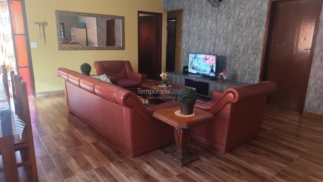Casa para aluguel de temporada em Bertioga (Praia de Guaratuba)