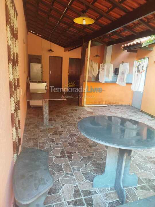 Casa para aluguel de temporada em Bertioga (Praia de Guaratuba)