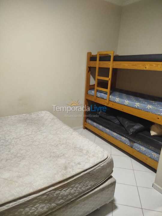 Casa para aluguel de temporada em Bertioga (Praia de Guaratuba)