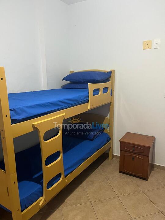 Apartment for vacation rental in Mongaguá (Centro)