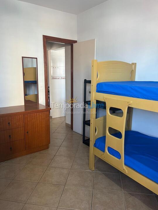 Apartment for vacation rental in Mongaguá (Centro)