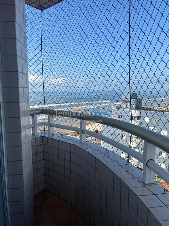 Apartment for vacation rental in Mongaguá (Centro)