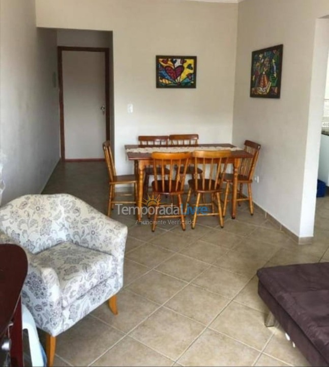 Apartment for vacation rental in Mongaguá (Centro)