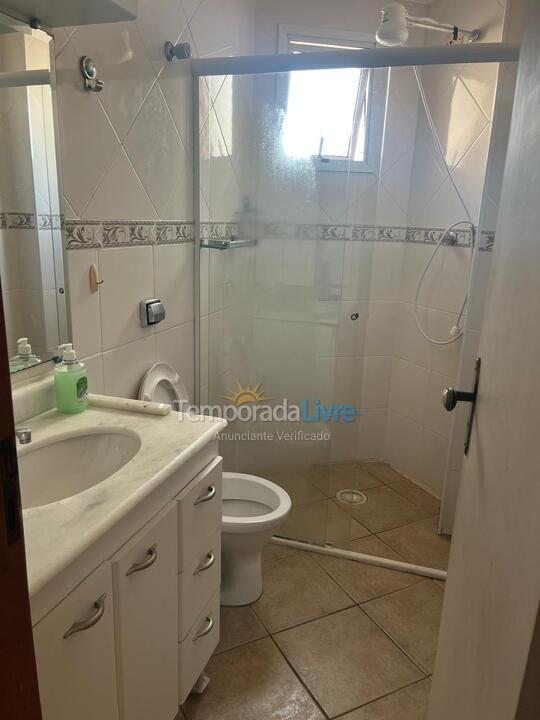 Apartment for vacation rental in Mongaguá (Centro)