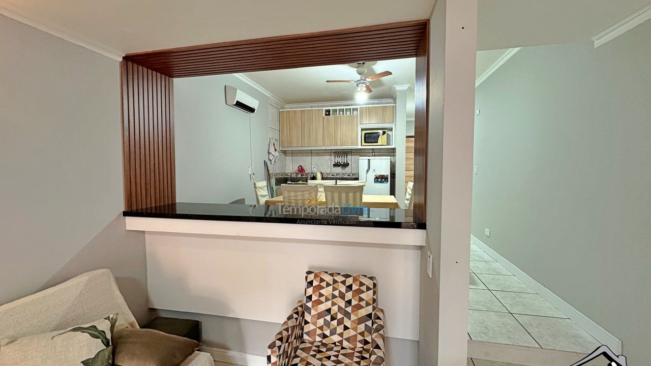 Apartamento para aluguel de temporada em Torres (Praia Grande)