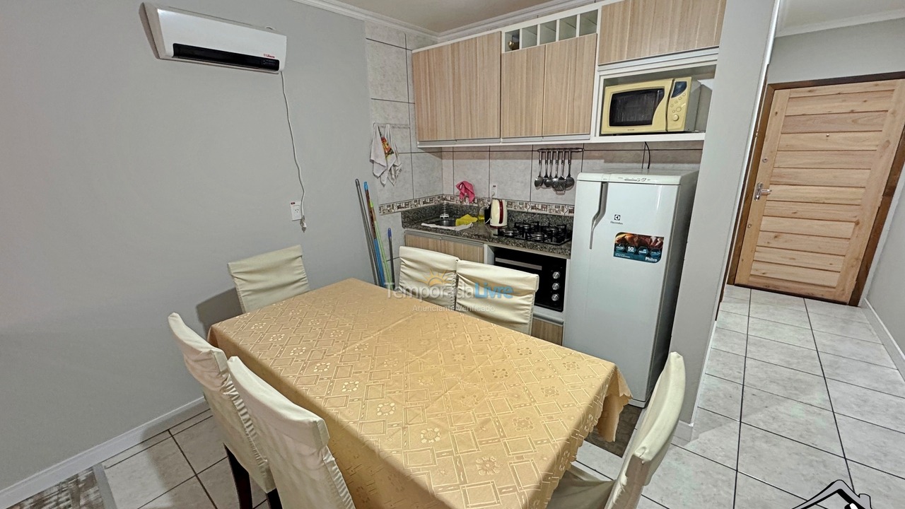 Apartamento para aluguel de temporada em Torres (Praia Grande)
