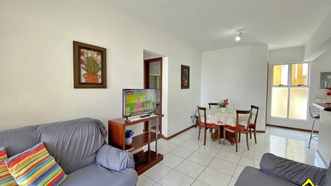 New Year's Eve 2027 - 3-Bedroom Apartment - 3 Blocks from the Beach - Prainha