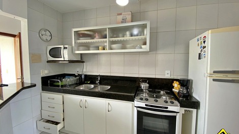 New Year's Eve 2027 - 3-Bedroom Apartment - 3 Blocks from the Beach - Prainha