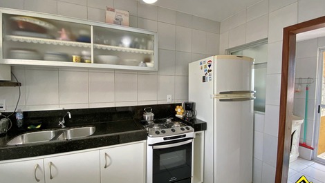 New Year's Eve 2027 - 3-Bedroom Apartment - 3 Blocks from the Beach - Prainha